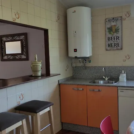 Casa En Entorno Rural Cerca De La Playa * ヴィーゴ